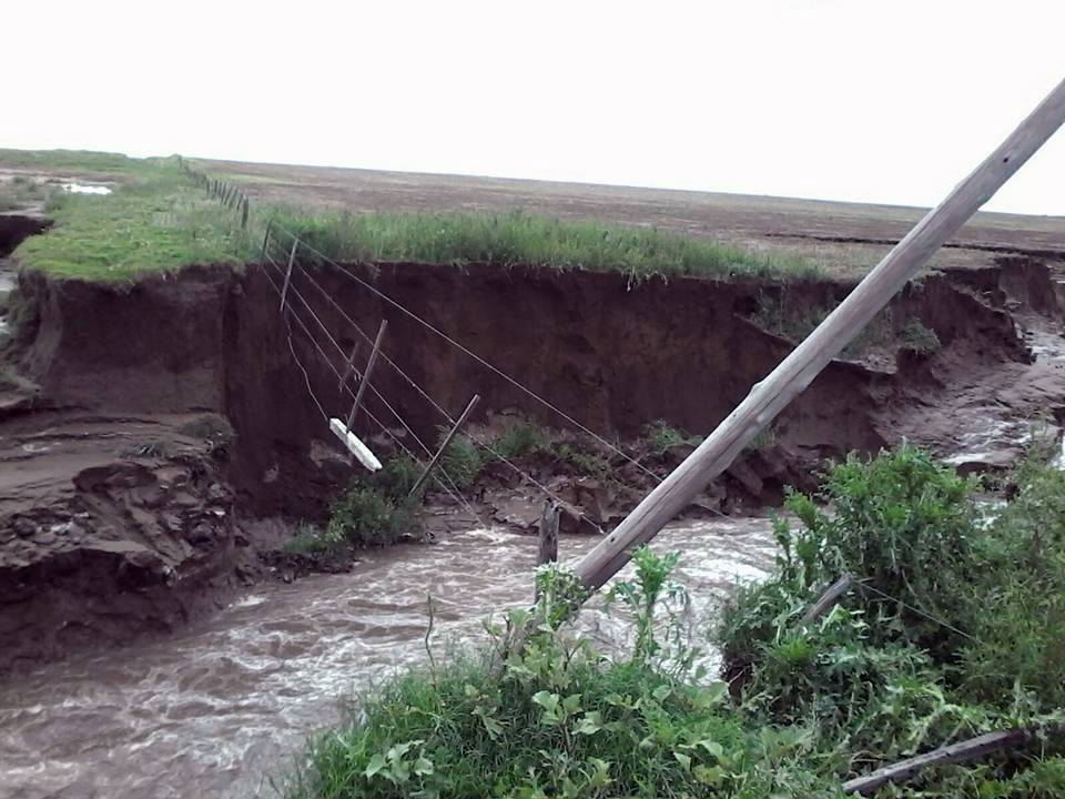 El río nuevo que apareció en la zona de Chaján. Fotos: Hernan Lepori.