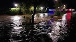 El río Suquía, desbordado luego del paso de la tormenta. Foto: Héctor Aredes.