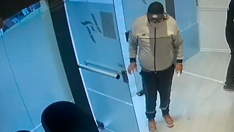 El robo sucedió en un local del barrio Cerro de las Rosas.