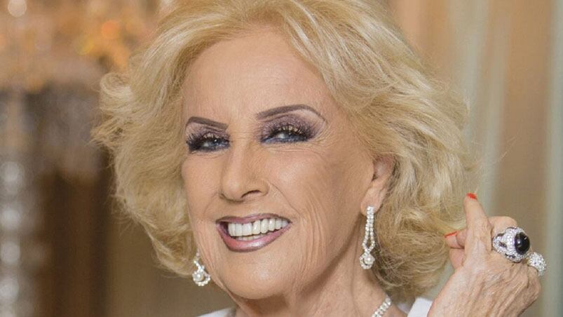 El sábado a las 21.30 será el momento del regreso de Mirtha a la pantalla de El Doce.