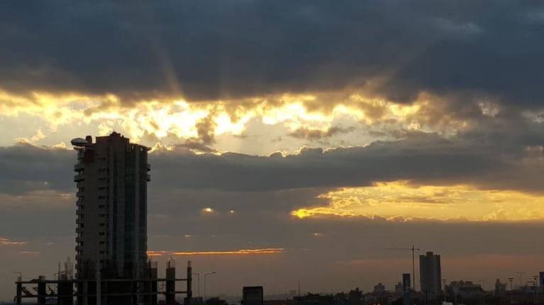 El sábado está marcado por las chances de lluvia.