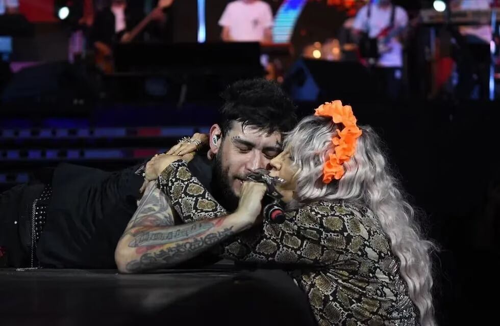 El saludo de Ulises a Betty Olave en el día de su cumpleaños