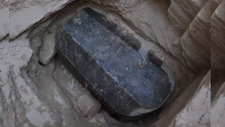 El sarcófago negro mantiene en vilo a egiptólogos y científicos.