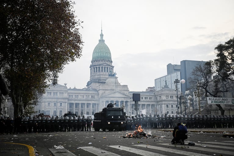 El Senado aprobó la Ley Bases y el paquete fiscal, aunque con cambios