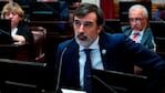 El senador aclaró que igualmente "está bien de salud". 