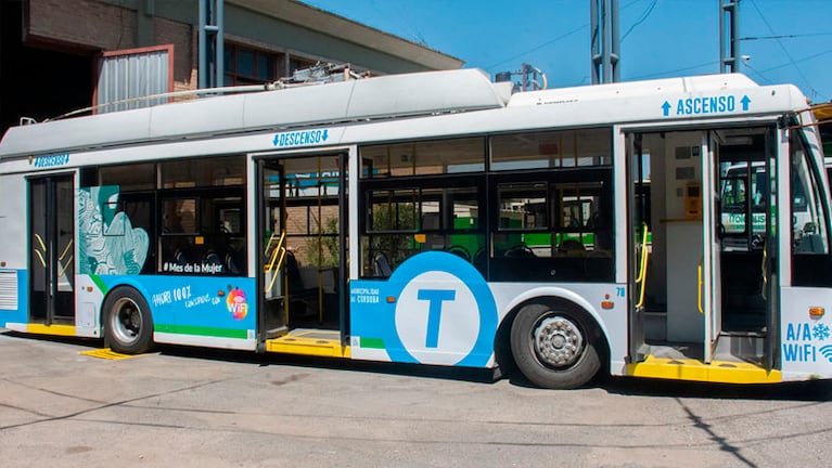 El servicio de trolebuses se vio resentido en Córdoba.