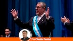 El socialdemócrata asumió a la presidencia de Guatemala. 