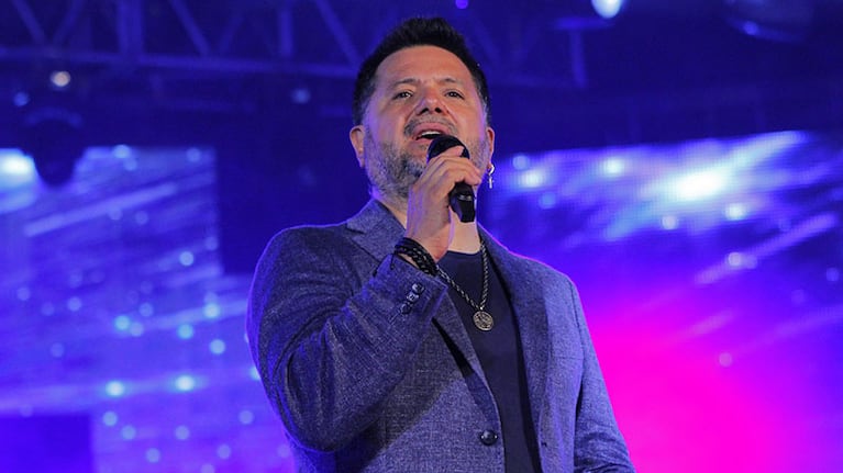 El solista dijo que perdió todo contacto con el conjunto desde su salida.