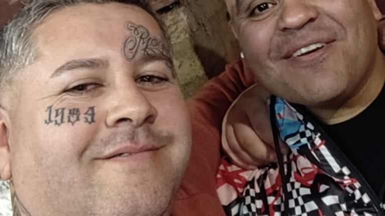 El tatuador fanático de The Monkey
