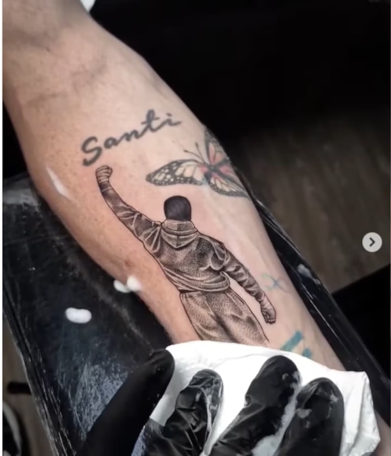 El tatuaje con el que recordó a su hermano fallecido.