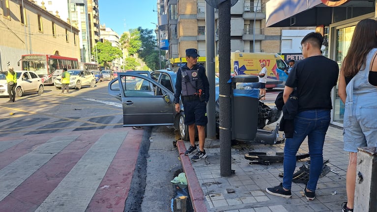 El taxista terminó internado. Foto: Juan Pablo Lavisse / El Doce.