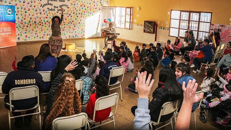 El teatro de muñecos de la Provincia recorre los centros de salud