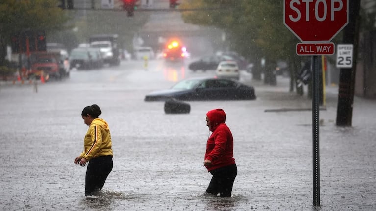 El temporal también afecta a localidades de los estados de Connecticut y Massachusetts.