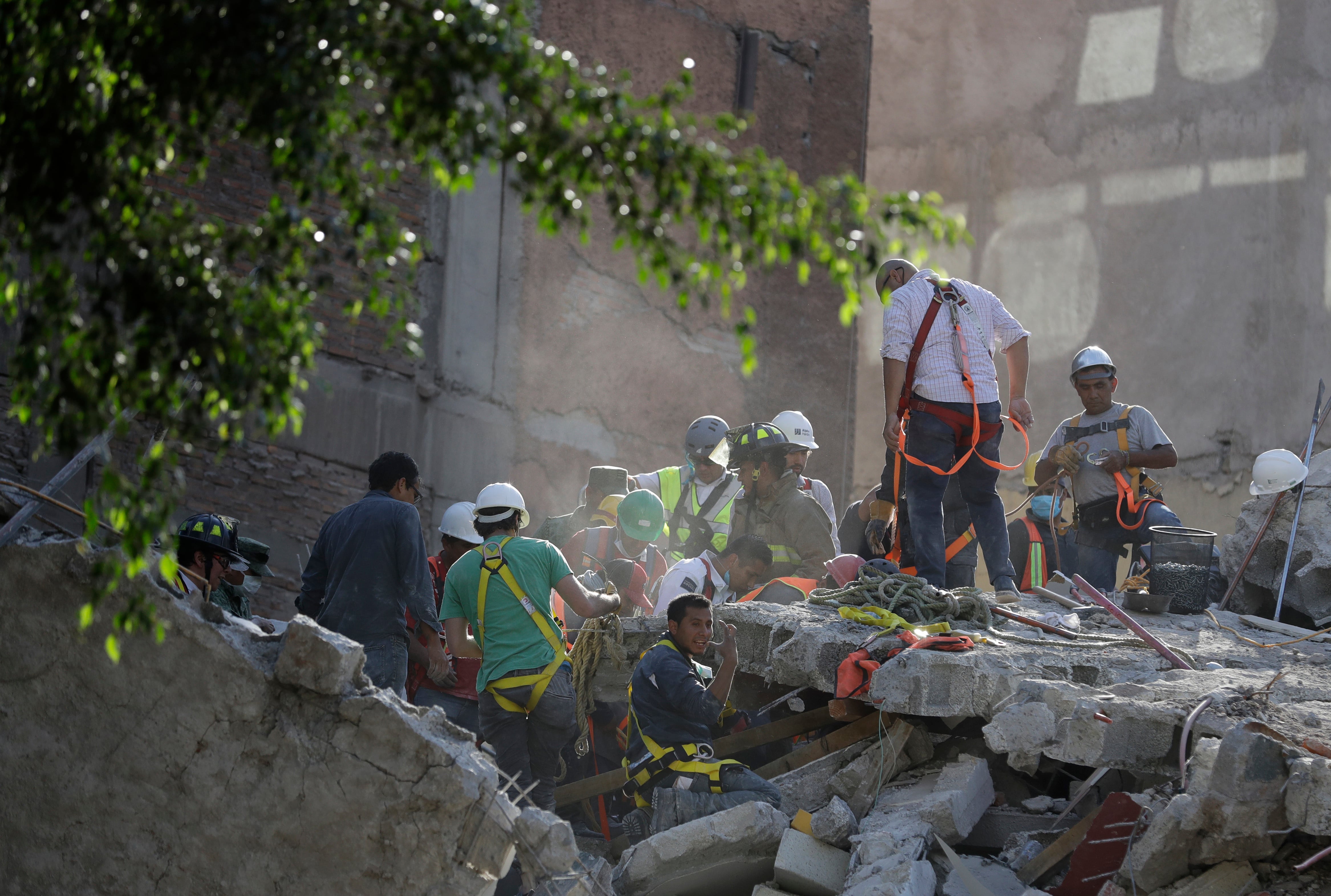 El terremoto dejó cientos de muertos y heridos en México. Foto: AP.