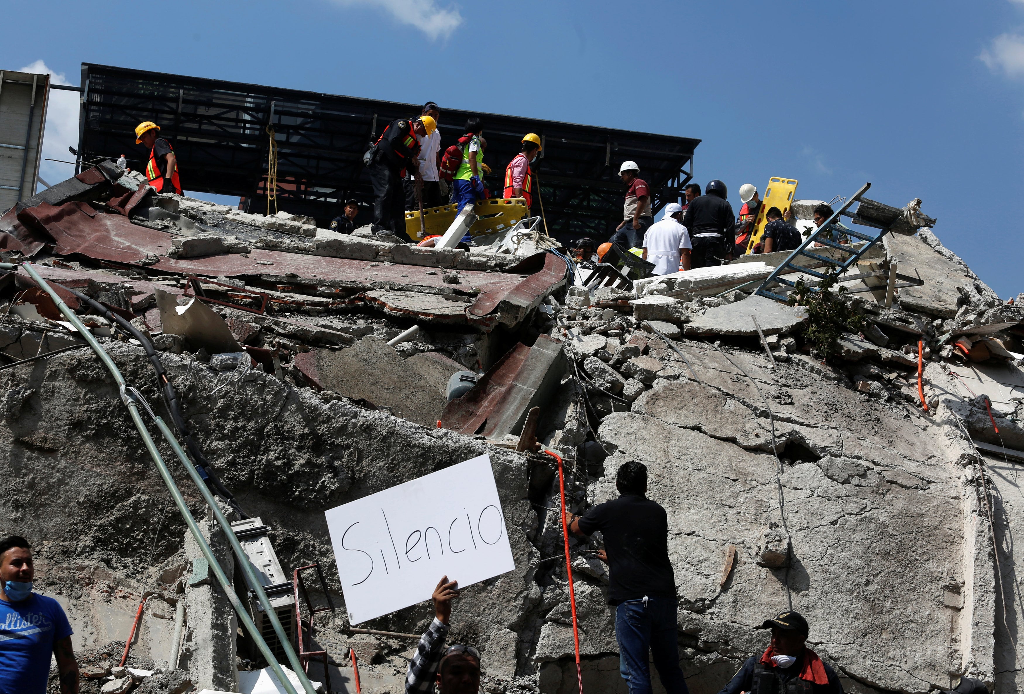 El terremoto dejó cientos de muertos y heridos en México. Foto: Reuters.