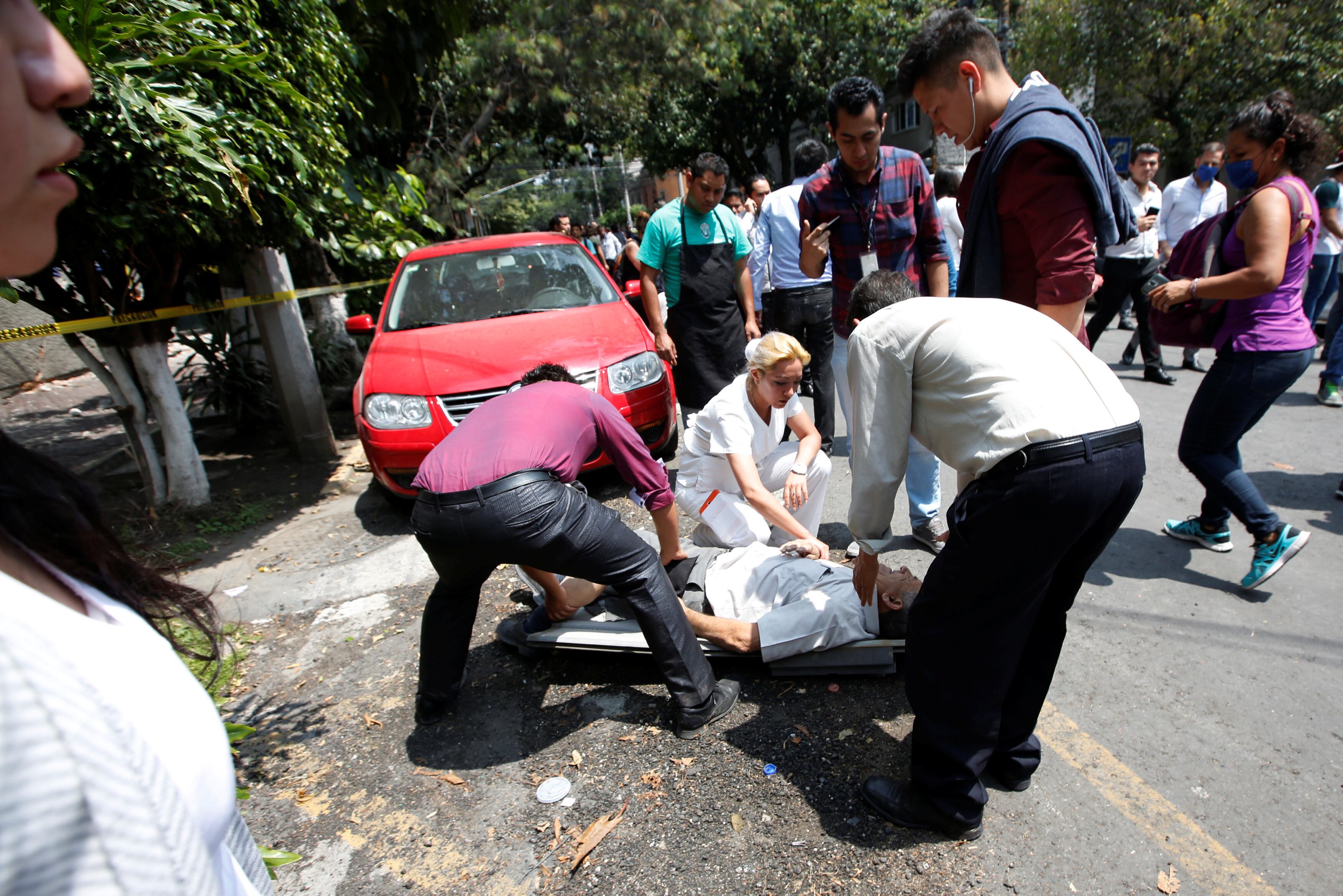 El terremoto dejó cientos de muertos y heridos en México. Foto: Reuters.