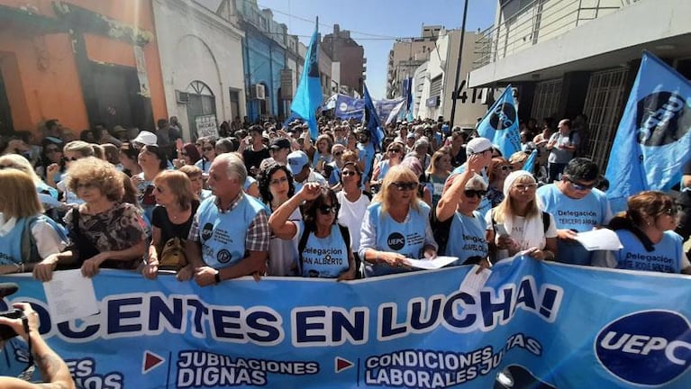 El titular de la Uepc: "Córdoba tiene la peor jubilación docente del país"