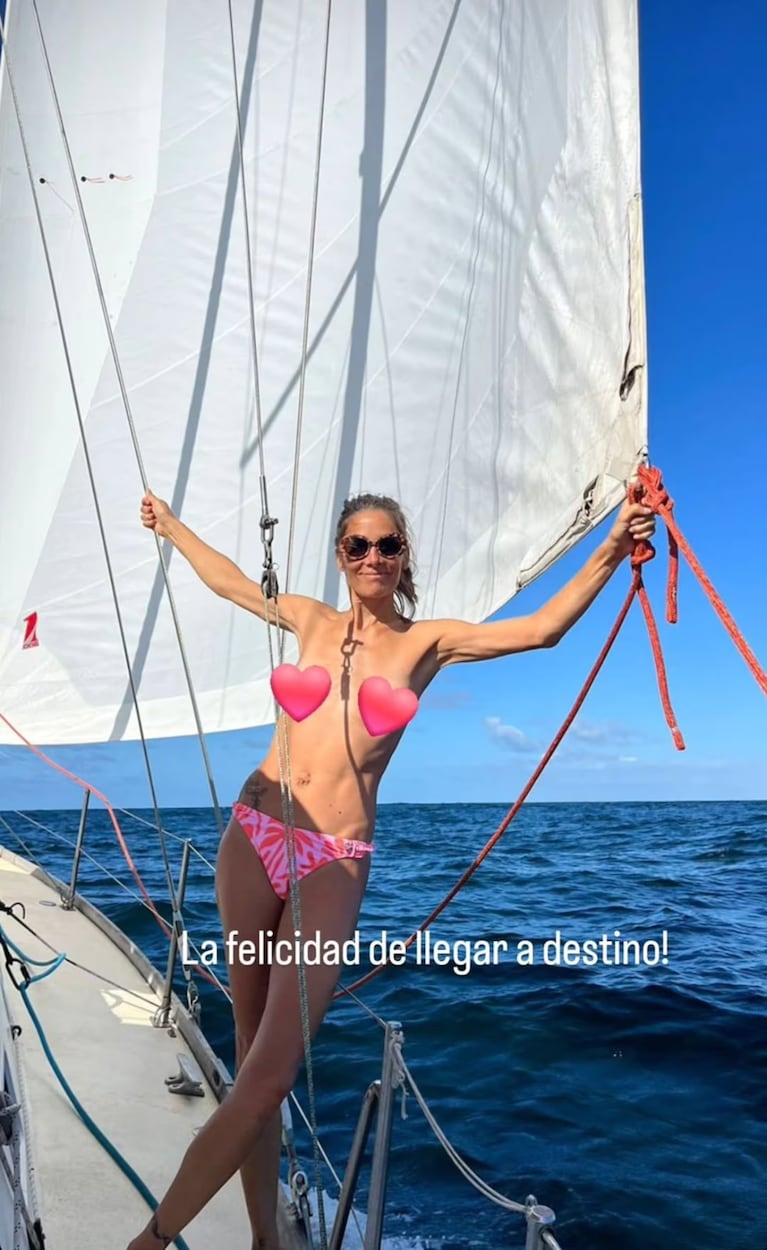 El topless de Juana Viale que revolucionó las redes. (Foto: Instagram/@juanavialeoficial)