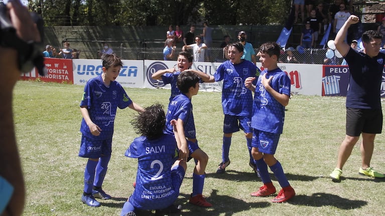 El torneo más lindo entra en la recta final. Fotos: Damián Reyna.