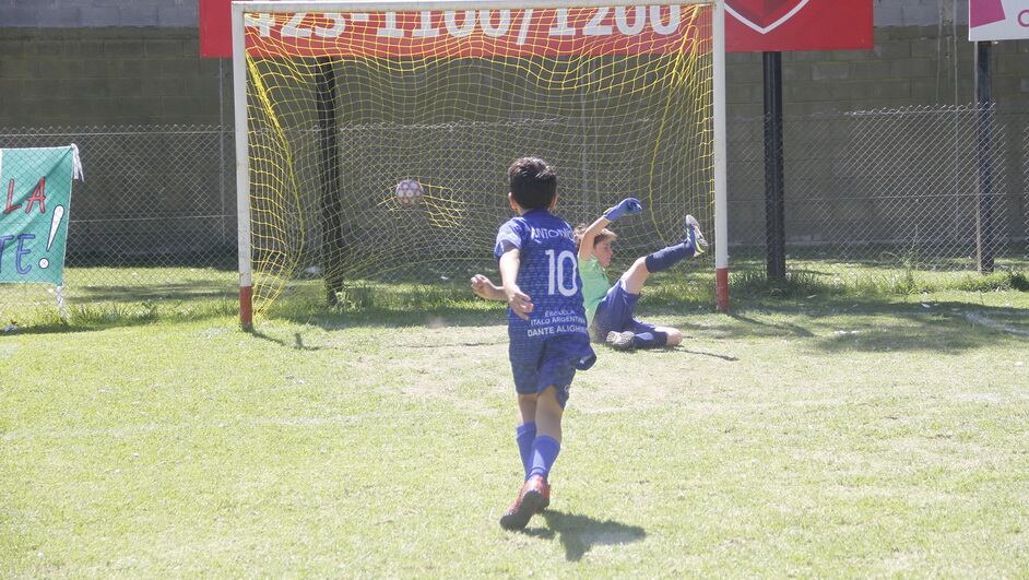 El torneo más lindo entra en la recta final. Fotos: Damián Reyna.