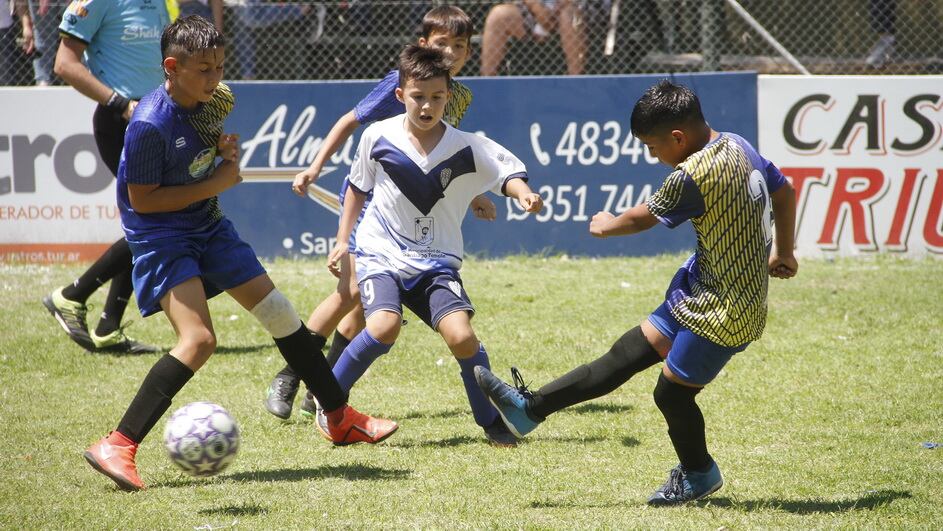 El torneo más lindo sigue su marcha a puro disfrute. Foto: Damián Reyna.