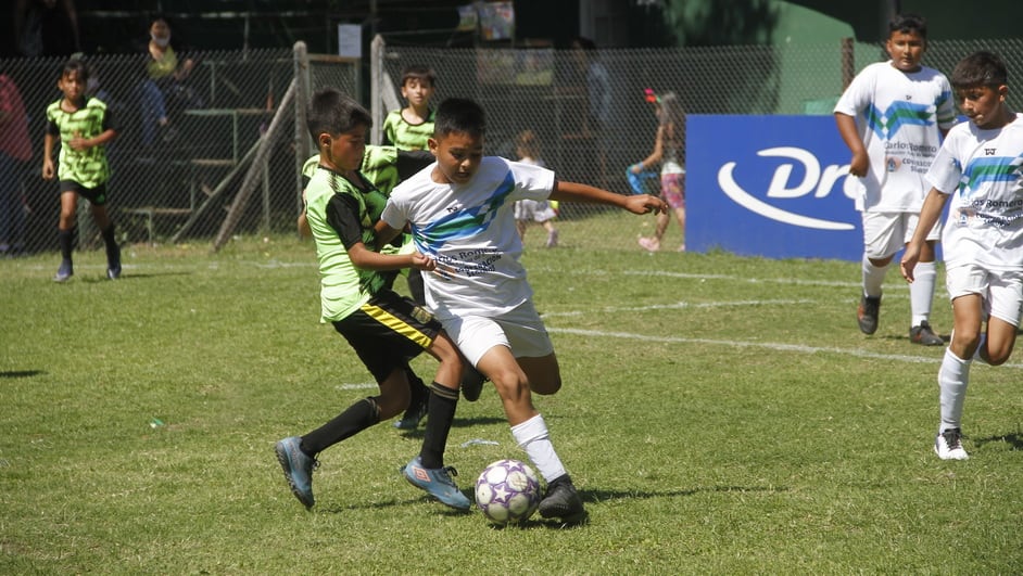 El torneo más lindo sigue su marcha a puro disfrute. Foto: Damián Reyna.