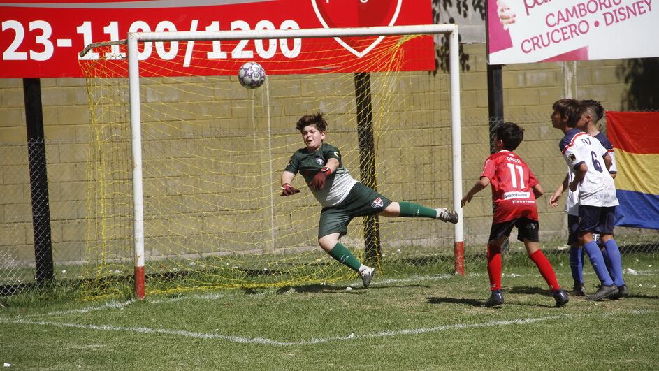 El torneo más lindo sigue su marcha a puro disfrute. Foto: Damián Reyna.