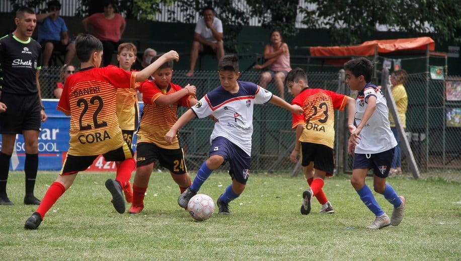 El torneo vibra con su etapa decisiva. Fotos: Damián Reyna.