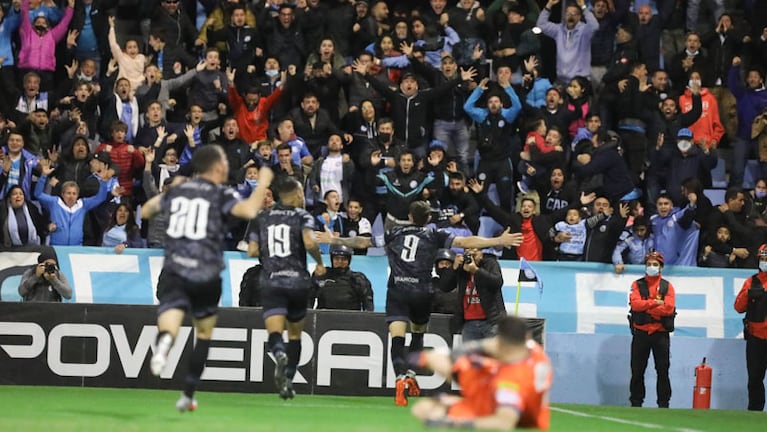 El Toro Vegetti marcó el gol de la victoria en Alberdi. Foto: prensa Belgrano.