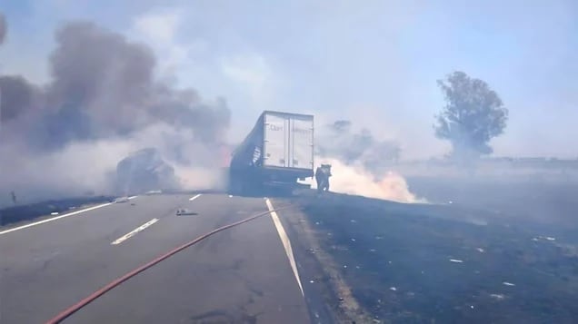 El trágico accidente dejó una persona fallecida y dos heridos graves. (Foto: gentileza de Infovirtual Laboulaye).