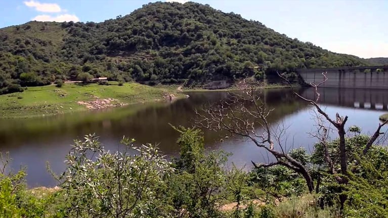 El trágico episodio ocurrió en la costanera Pozos Verdes, en el dique La Quebrada.