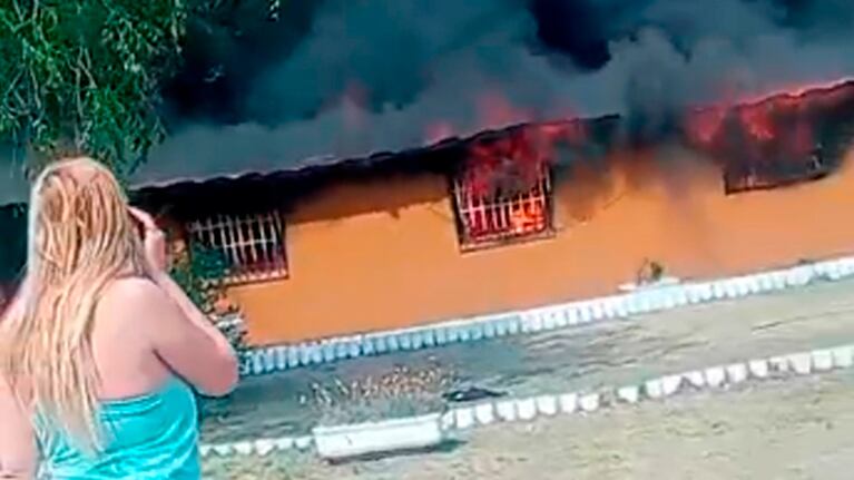 El trágico incendio ocurrió en barrio Villa Serrana.