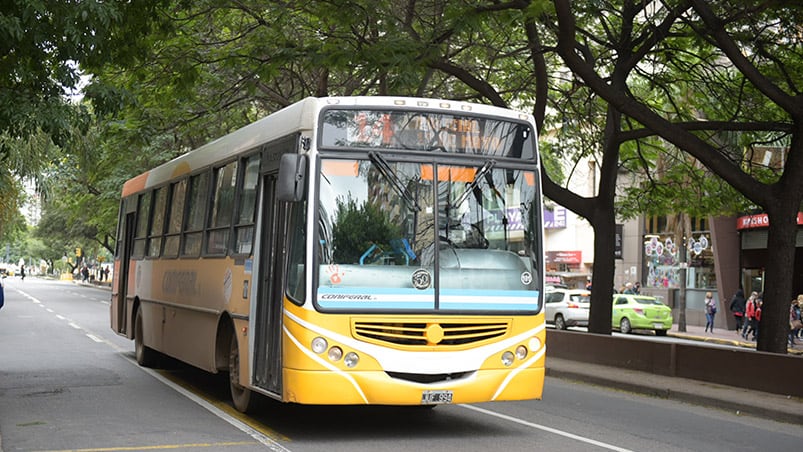 El transporte funcionará con normalidad al menos hasta el mediodía.