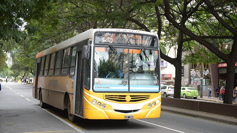 El transporte funcionará con normalidad al menos hasta el mediodía.