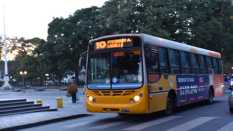 El transporte urbano funciona normal este 14 de agosto en Córdoba.