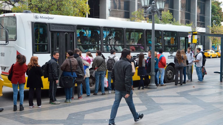 El transporte urbano funcionará como un día sábado. Foto: Archivo ElDoce.tv