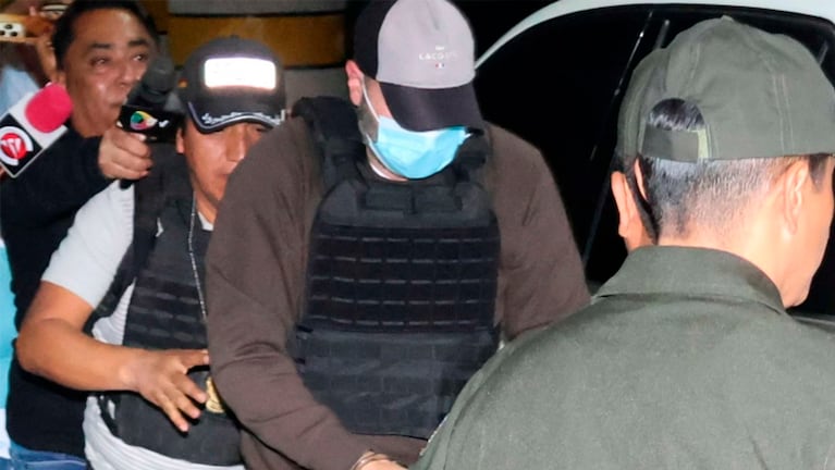 El traslado de Fernando Cerimedo para la audiencia en la que dictaron su prisión preventiva.