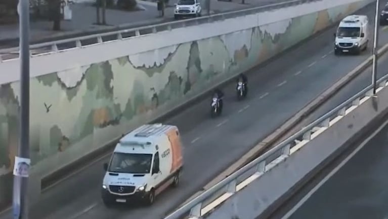 El traslado del corazón desde el Aeropuerto hacia un sanatorio de Nueva Córdoba.