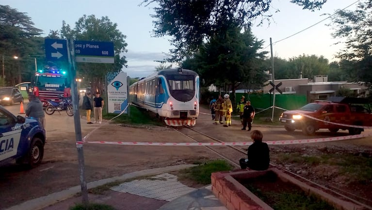 El tren circulaba hacia Valle Hermoso cuando protagonizó el accidente.