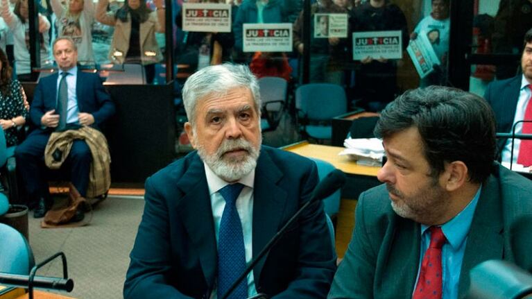 El tribunal deberá decidir si el juicio continúa. La decisión podría demorarse dos semanas.