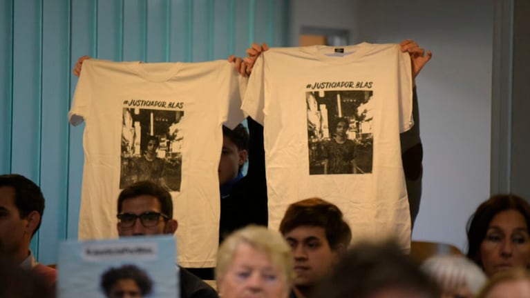 El tribunal que juzgó a los asesinos del adolescente requirió nuevas investigaciones.