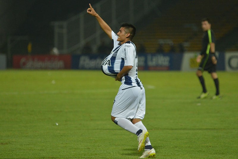 El triunfo le permite a la "T" seguir con vida en la Copa Argentina. Foto: Lucio Casalla / ElDoce.tv