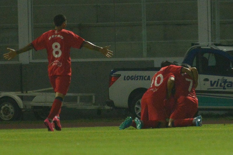 El triunfo le permite a la "T" seguir con vida en la Copa Argentina. Foto: Lucio Casalla / ElDoce.tv