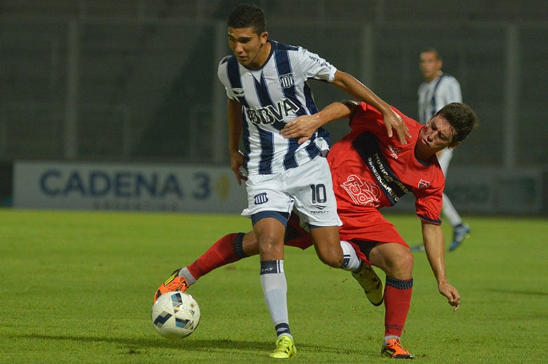 El triunfo le permite a la "T" seguir con vida en la Copa Argentina. Foto: Lucio Casalla / ElDoce.tv