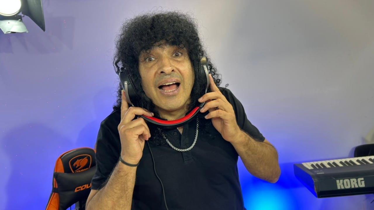 EL Turco estuvo presente en el programa de streaming con recuerdos y música.