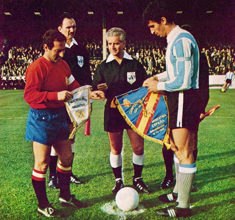El único antecedente de Argentina-España en Mundiales fue en 1966.