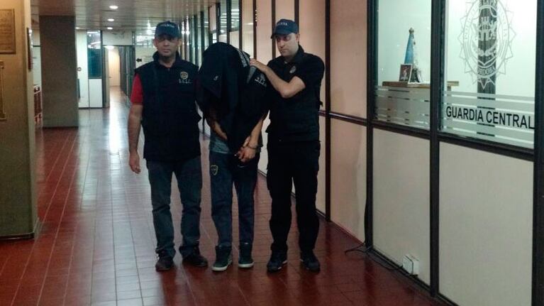 El único detenido tiene 19 años.