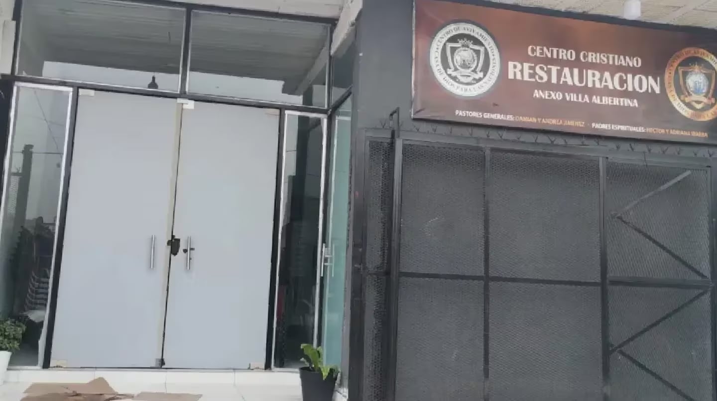 El vecino entró al Centro Cristiano Evangélico de Restauración y le disparó a una niña.