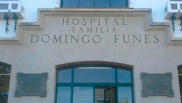 El vecino está internado en el Hospital Domingo Funes. 