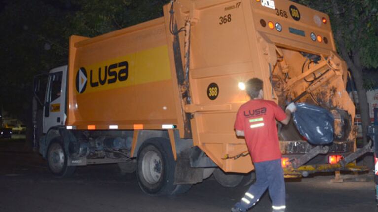 El vecino filmó cómo trabajan dos recolectores de Lusa. Foto ilustrativa.